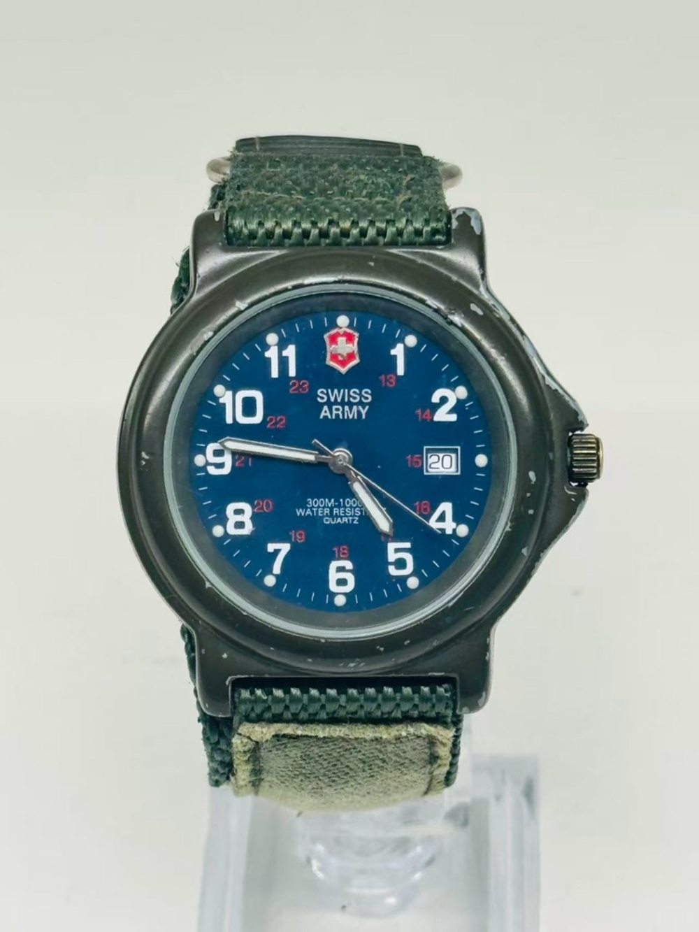 Vintage Swiss Army Victorinox 300M Military Field Watch New Battery Working